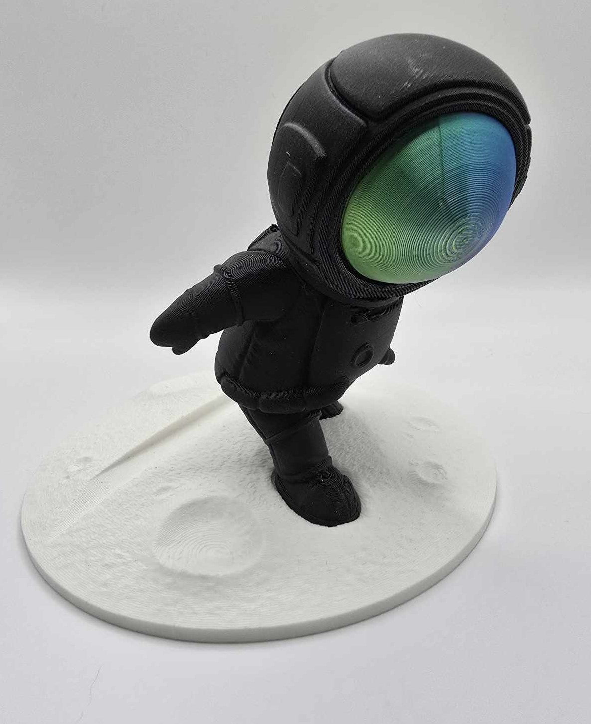 Astronaut Phone Holder