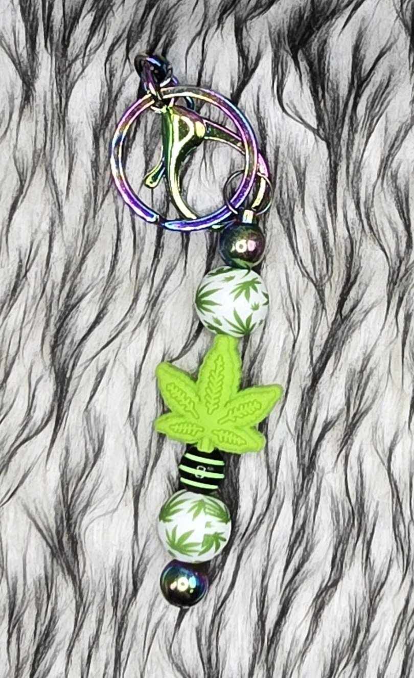 Green Leaf Keychain