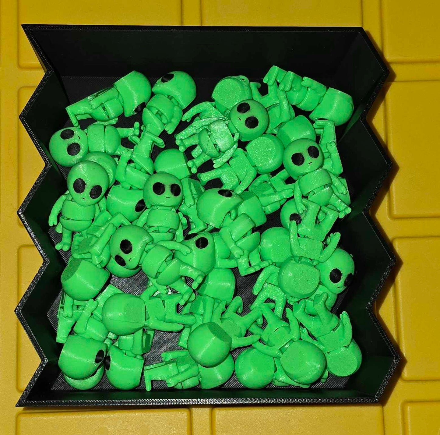 Articulated Mini Aliens